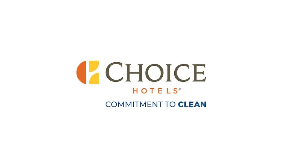 Quality Inn & Suites Bridge City Orange Exterior foto