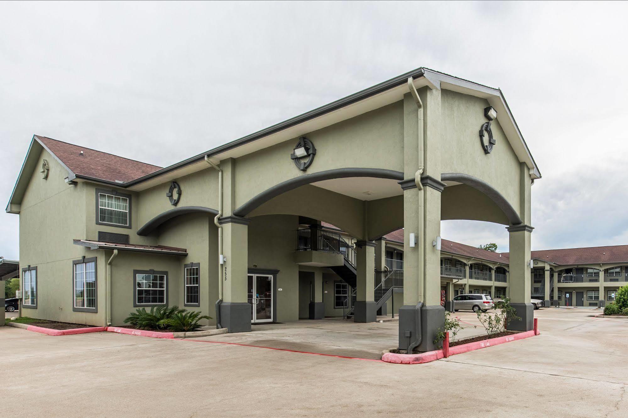 Quality Inn & Suites Bridge City Orange Exterior foto